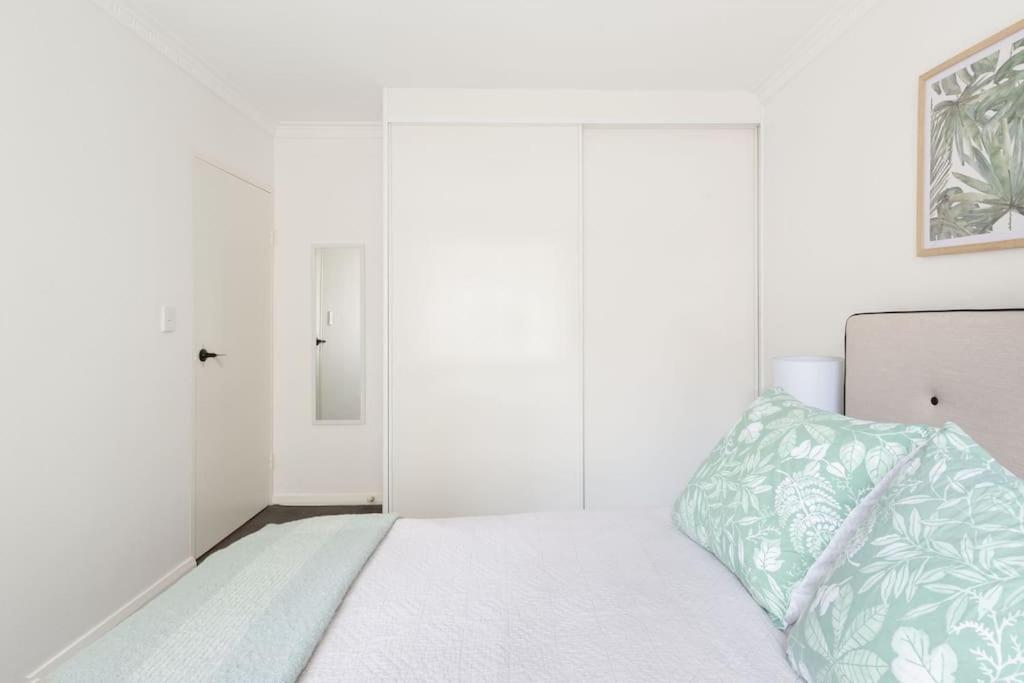 Harbourside Style, 2 Bed, A/C, Pool -Elizabeth Bay Appartement Sydney Buitenkant foto