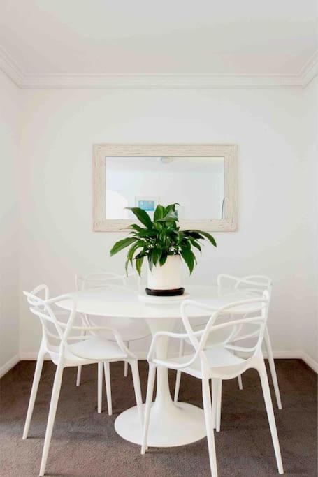 Harbourside Style, 2 Bed, A/C, Pool -Elizabeth Bay Appartement Sydney Buitenkant foto