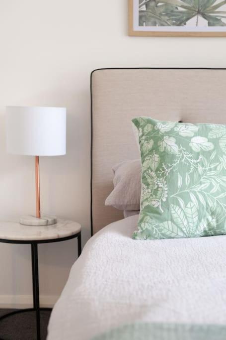Harbourside Style, 2 Bed, A/C, Pool -Elizabeth Bay Appartement Sydney Buitenkant foto